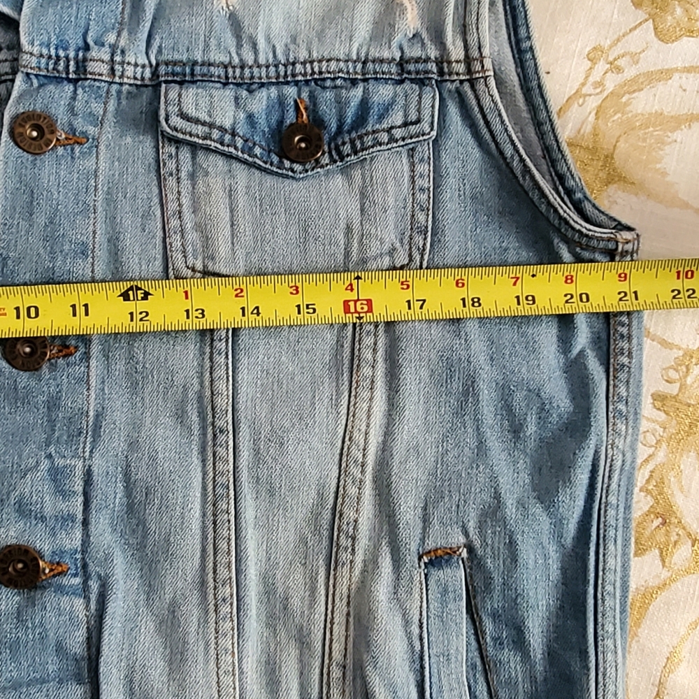 Evolution In Design Distressed Blue Denim Men's Jacket. Large. - Picture 7 of 9